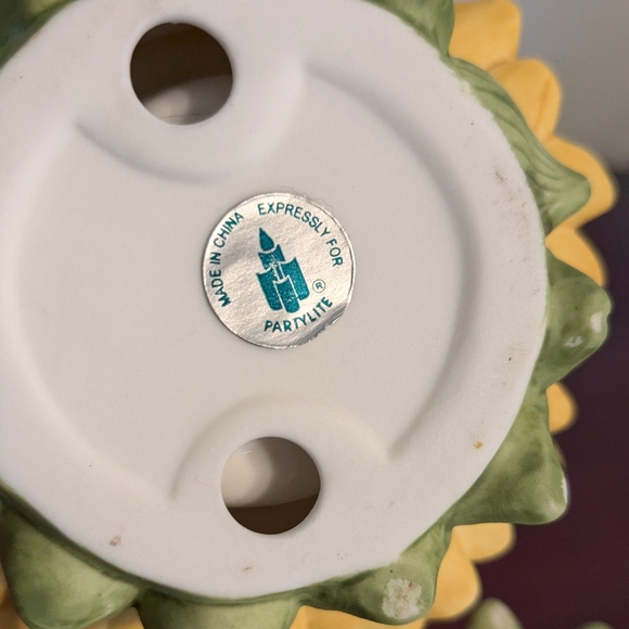 PARTYLITE Sunflower Buddies Ladybug & Butterfly 2 TEA LIGHT Votive CANDLE HOLDER - Picture 5 of 13